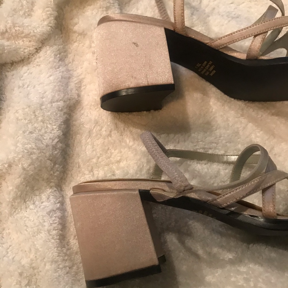Prima Block Heels - Picture 6 of 8